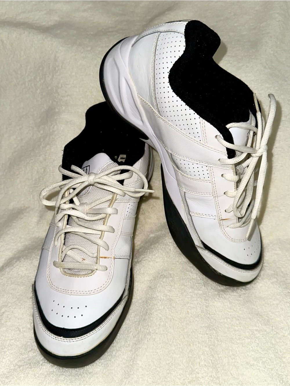 Wilson Rush Pro Tennis Shoes White Black Chunky Men 10 Athletic Sneakers Vintage